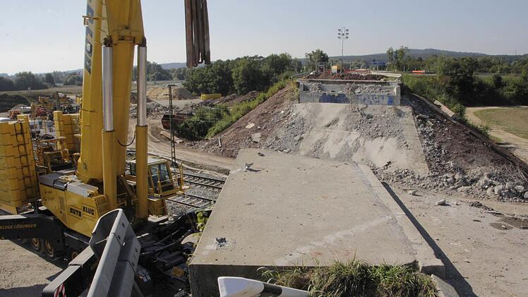 Die Brücke zwischen Kersbach und Baiersdorf ist demontiert. Foto: Josef Hofbauer