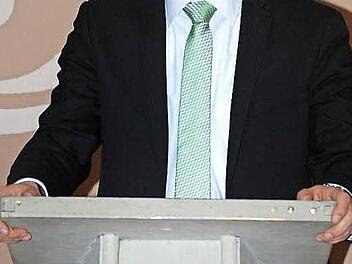 Der neue Vorsitzende des TSC Mainleus, Robert Bosch, hält seine Antrittsrede. Foto: Karl Klippel