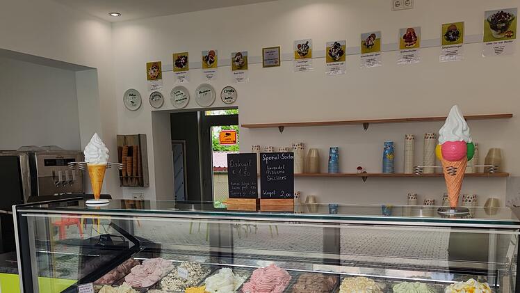 Forchheim: Neue Eisdiele "Fränkische Eis-Werkstatt" eröffnet - "Unheimlicher Anklang"