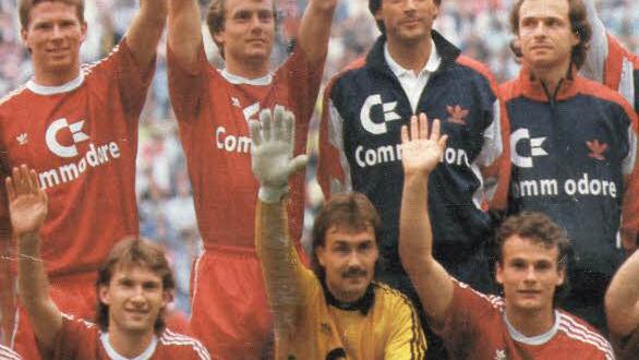Armin Eck (vorne, rechts) gewann 1989 die Deutsche Meisterschaft mit dem FC Bayern München.