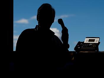 Derzeit sind in Franken Verbrecherbanden sehr aktiv. Sie gaukeln in der Regel Rentnern am Telefon vor, ein Familienmitglied sei in Gefahr - und wollen ans Geld der Opfer.