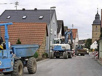 In Pautzfeld ist angesichts der verschiedenen Bauarbeiten kaum ein Durchkommen. Foto: Pauline Lindner