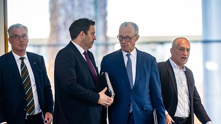 «Stahlgipfel» im Kanzleramt