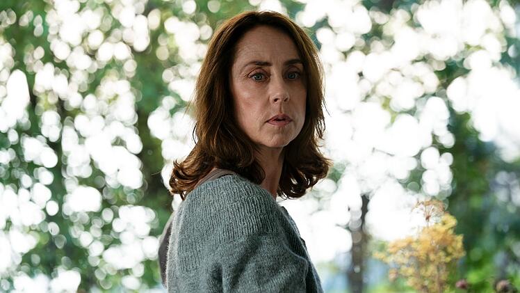 Als "Kommissarin Lund" wurde sie ber&uuml;hmt, nun spielt Sofie Gr&aring;b&oslash;l Marie Holst, die Mutter der ermordeten Emma, deren M&ouml;rder nie gefunden wurde.