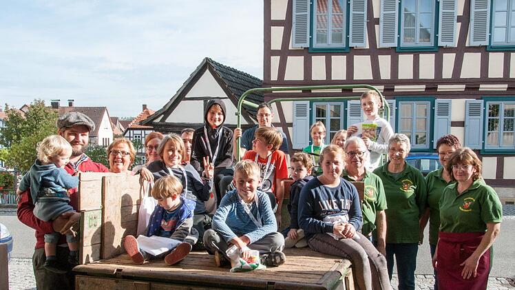 Einen spannenden und lehrreichen Nachmittag erlebten die Kinder beim Aktionstag zur Streuobstvielfalt des Vereins f&uuml;r Gartenbau und Landespflege Untermerzbach.Pia Bayer