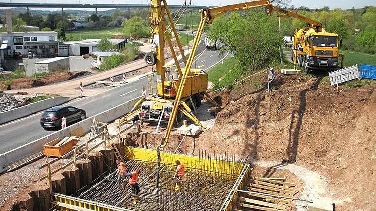 Mit 325 000 Euro beteiligt sich die Gemeinde am Neubau der Füllbachbrücke in Roth am Forst. Foto: Staatliches Bauamt Bamberg
