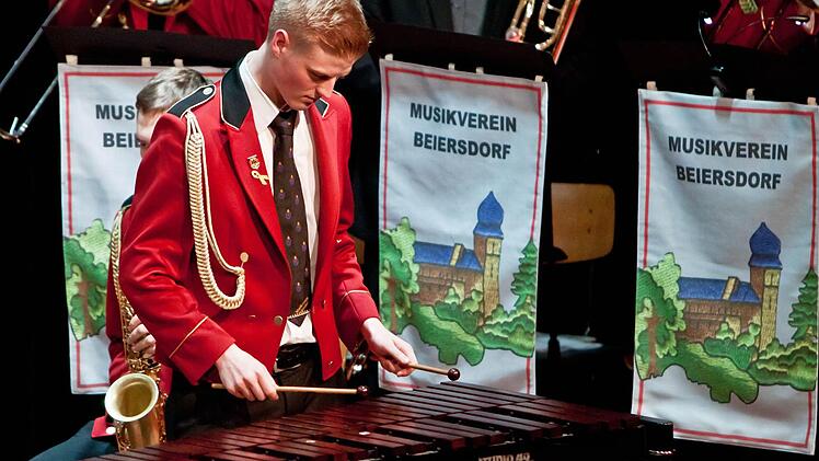 Gefeierter Solist am Xylofon war Sebastian Krumm.