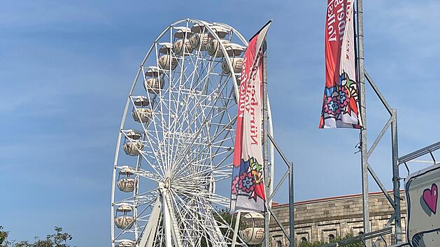 N&uuml;rnberger Herbstvolksfest 2025 l&auml;uft: Programm-Highlights, Preise & Neuheiten