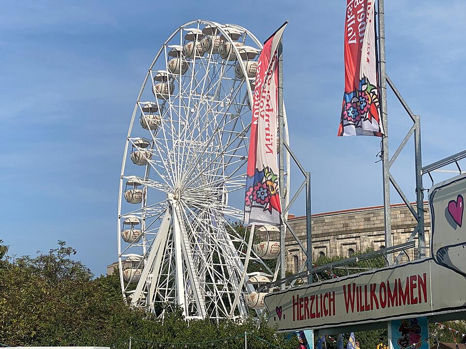 Nürnberger Herbstvolksfest 2024 eröffnet - die schönsten Bilder