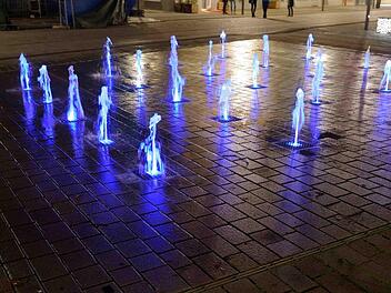 Beispiel Albertsplatz in Coburg: Hier gibt es einen begehbaren Brunnen, der nach Einschätzung des Bürgervereins Mitte auch auf dem Maxplatz möglich wäre.  p.
