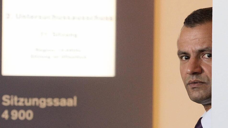 Muss sich seiner Verantwortung noch stellen: Sebastian Edathy (SPD) im Paul-Löbe-Haus in Berlin Foto: dpa/Archiv