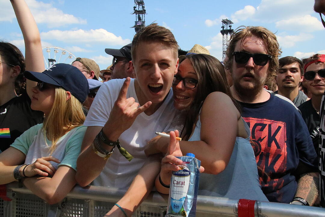 Halbnackt oder im Kostüm: Stimmung bei RIP 2017