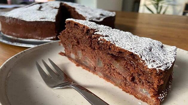 stueck_schokobirnenkuchen.jpg