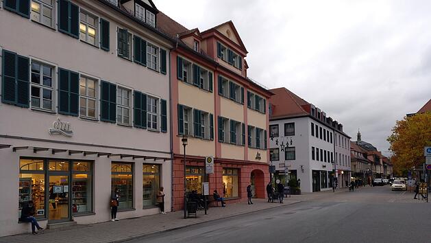 Erlangen-Höchstadt überschreitet Inzidenzwert 50 : Landkreis verschärft Corona-Regeln