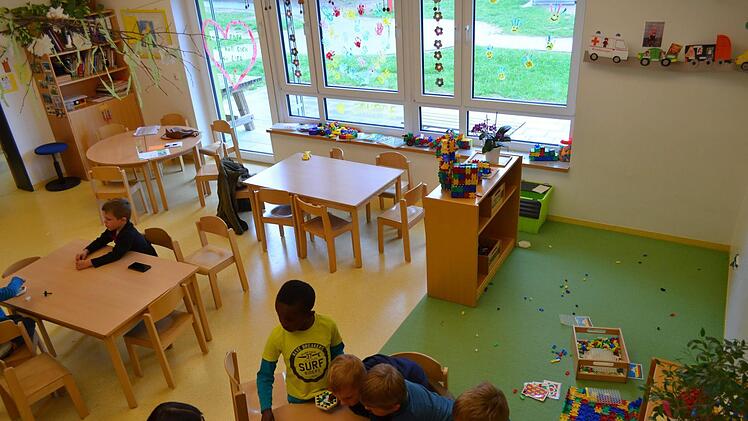 Die Click-Bausteine sind das Lieblingsspielzeug der Kinder und werden daher als letztes weggeräumt.     Foto: Larissa Händel
