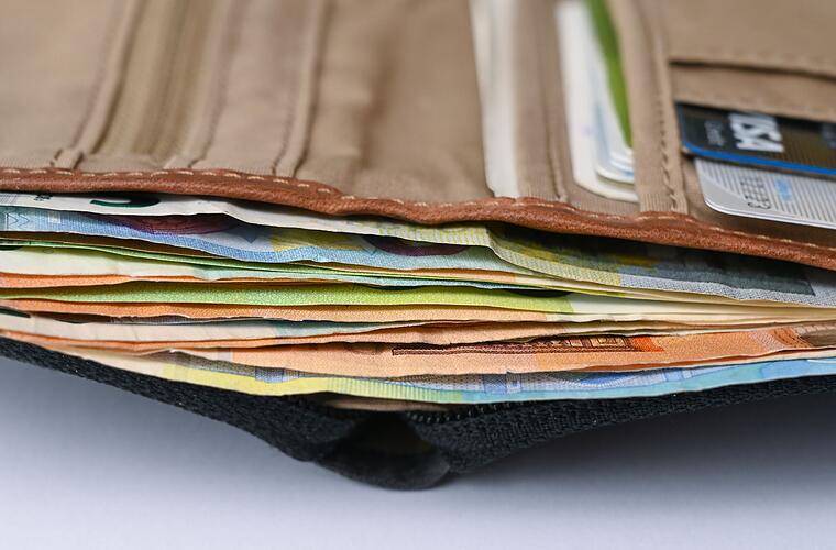 EZB verlängert Zinspause: Leitzinsen bleiben unverändert