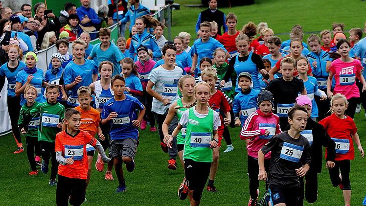 Starke Teilnehmerfelder werden in den einzelnen Läufen erwartet, auch bei den Kindern und Jugendlichen.Günther Geiling