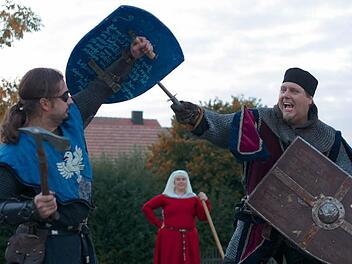 Das "Vereinigte teutsche Lager" mit historischen Figuren und Einblicken ins mittelalterliche Alltagsleben beteiligt sich am Tag der Brände. Fotos: privat