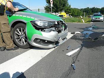 Pkw kracht in Streifenwagen der Kitzinger Polizei