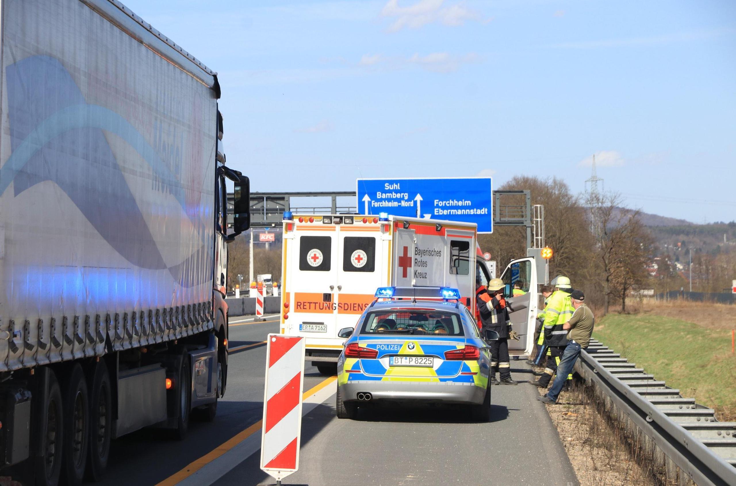14 Kilometer Stau auf A73 Motorradunfall bei Forchheim 14 Kilometer Stau auf A73 Motorradunfall bei Forchheim