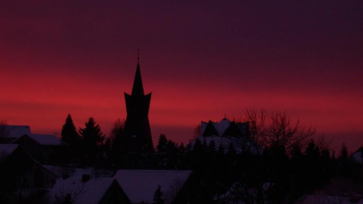 St. Laurentius im Winter  Foto: uzi