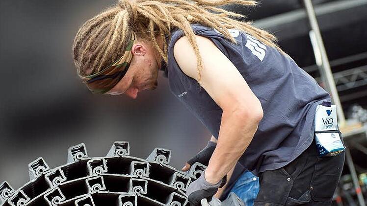 Die Aufbauarbeiten f&uuml;r das Festival sind in vollem Gange.