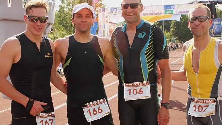 Die Schnellsten im Einzel, (von links) Stephan Radeck (SV Bayreuth), Andreas Sperber (IFA Nonstop Bamberg), Dr. Gerhard Dobmeier (SC Ostheim/Rhön) und Klaus Dresel (TV Strullendorf)