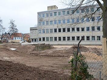 Der Abbruch des "alten" Rathauses kostet fast eine Million Euro. Bernhard Panzer