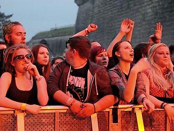 So oder ähnlich dürfte es auch dieses Jahr wieder bei "Die Festung rockt" vor der Bühne hergehen. Foto: PR