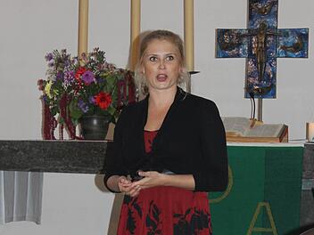 "Scholtinkaja ptischka" sang Carla Trescher mit überzeugendem Ausdruck. Foto: Janina Reuter