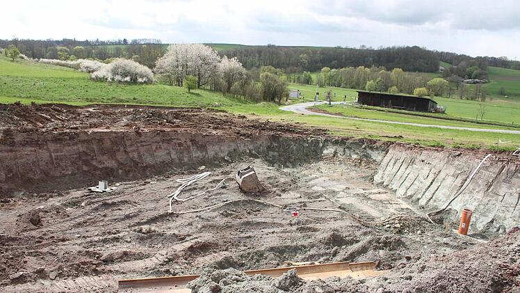 Im Moment kann man sich noch schlecht vorstellen, wie die Brücken entlang der Ortsumgehung von Untersteinach einmal aussehen werden. Foto: Sonja Adam
