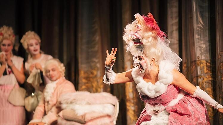 "Die Prinzessin auf dem Kürbis": Die Kinderoper von Roland Fister feierte ihre Uraufführung am Landestheater Coburg.Foto: Sebastian Buff