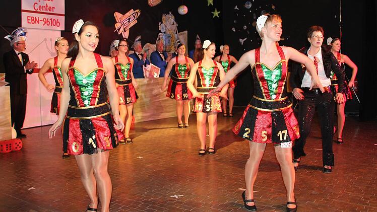 Die Garde beim Showtanz.