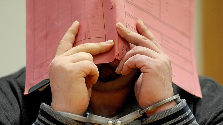 Es ist ein furchtbarer Fall - und immer mehr grausame Details kommen ans Licht. Wie viele Menschen hat Niels H. tatsächlich getötet?  Foto: Ingo Wagner/dpa