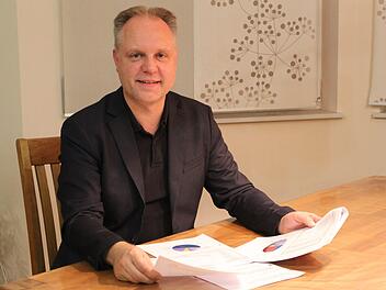 Christian Höfler tritt für den Bürgerblock  erneut als Bürgermeisterkandidat an. Florian Wilm