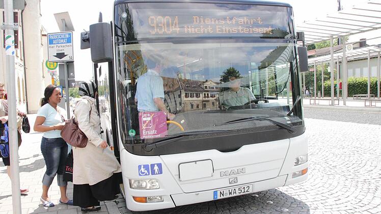 Die meisten Busse im Landkreis Forchheim sind es schon - bis zum Januar 2022 sollen auch sämtliche Haltestellen frei von Barrieren sein. Foto: Archiv/Josef Hofbauer
