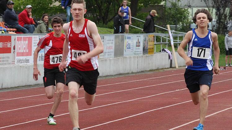 Clemens Schmitt vom TSV Münnerstadt brillierte über 100- und 300 Meter der M15.