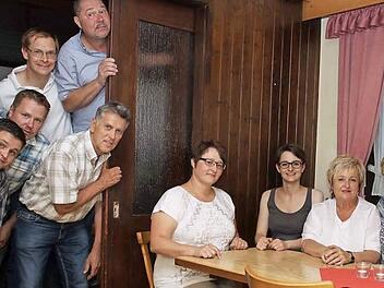 Die Theatergruppe Buch präsentiert in diesem Jahr "Männer haben's auch nicht leicht". Foto: Andreas Welz