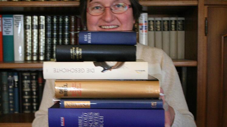 All das will Sabine Paulus noch lesen - aber nicht bis Ostersonntag. Foto: privat