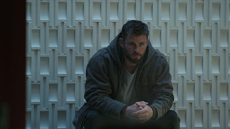 Thor (Chris Hemsworth) setzt alle Hoffnung in seine neue Hammeraxt, die auf den Namen "Stormbreaker" h&ouml;rt.