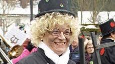 Hübsche Schornsteinfegerin