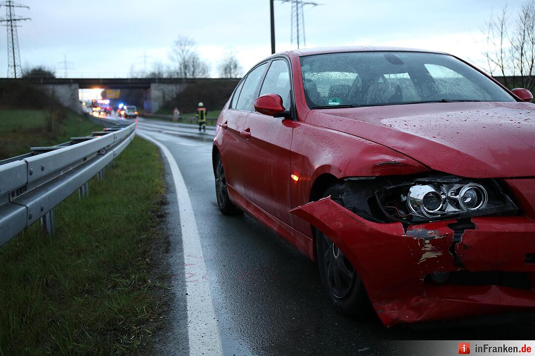 Kollision mit Auto - Rollerfahrer nach Unfall bei Schwarzenbach gestorben