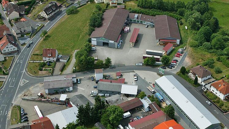 Die Firmenanlage von Albert-Haus auf 12 000 Quadratmetern Grundfläche in Burkardroth. Foto: Albert-Haus