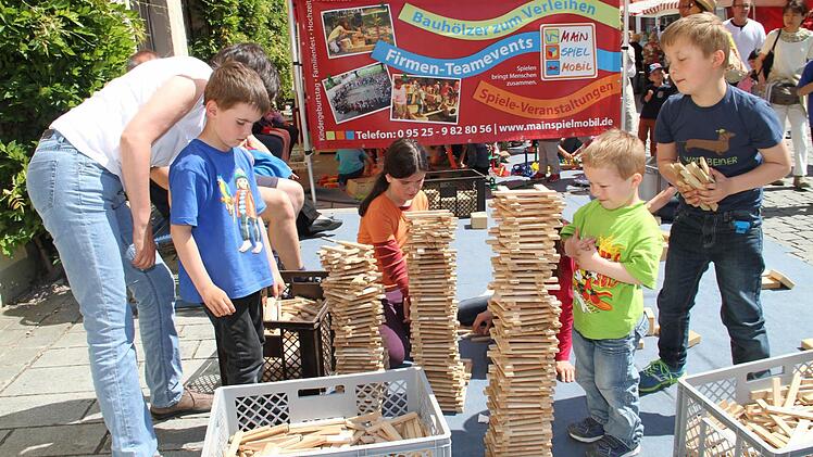 Der Lichtenfelser Marktplatz wurde zum Kinderparadies.