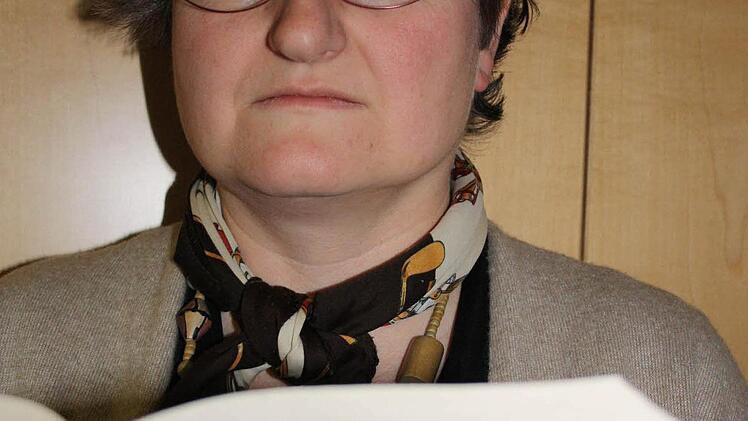 Sabine Paulus liest täglich in der Bibel.Foto: Julia Riegler