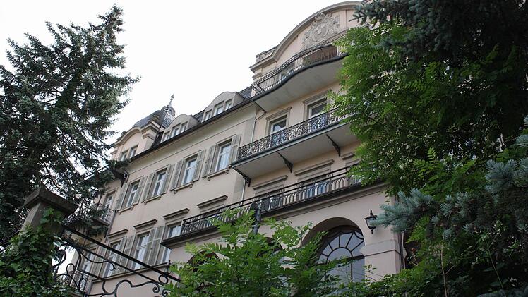 "Beim Fürstenhof bin ich durchaus auch nur Beobachter", sagt der Kurdirektor über ein weiteres Großprojekt, von dem er sich eine "Initialzündung" erhofft: "Ich versuche, mich zu informieren und am Ball zu bleiben."