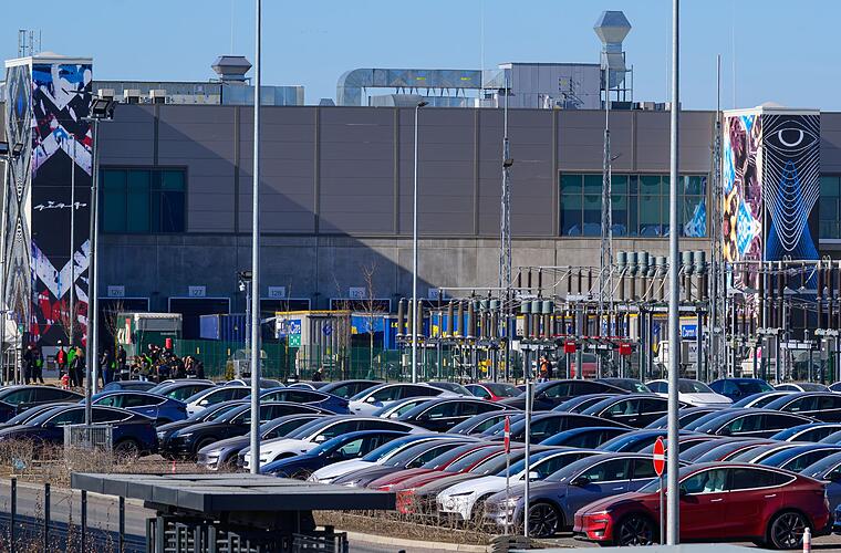 Tesla-Betriebsratswahl: Gewerkschaftsunabhängige Liste vorn