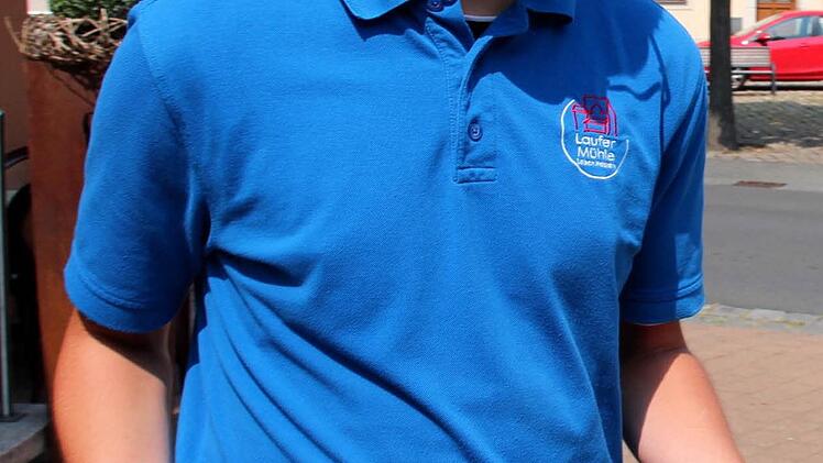 Tobias im Service Foto: Johanna Blum