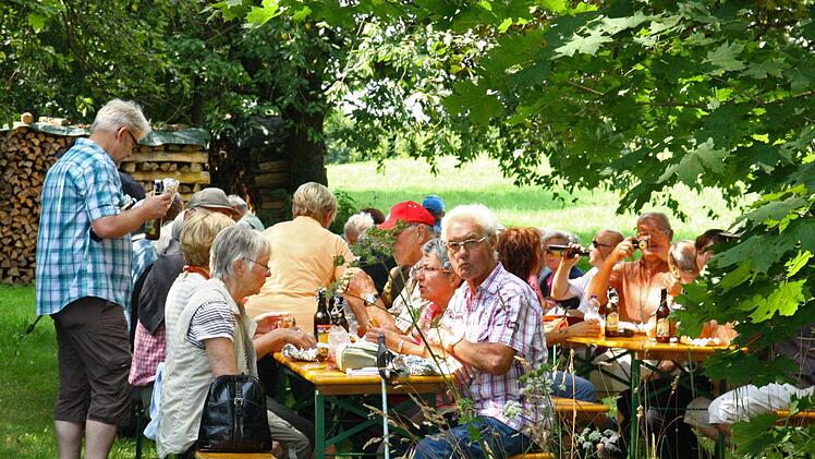 Brotzeit mit Service