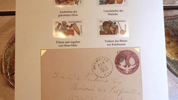 Briefmarken und eine "Ganzsache" rund ums Bierbrauen aus Botswana.